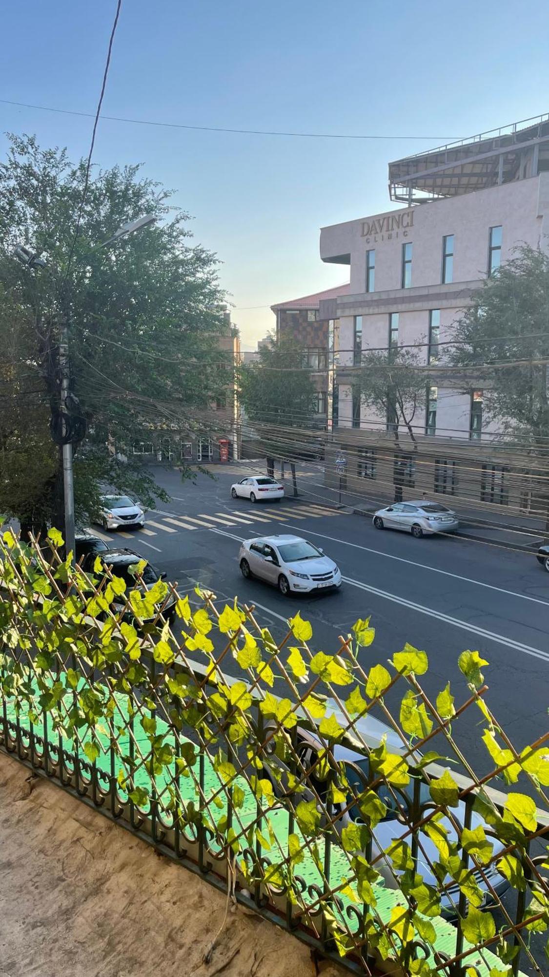 Citrus Guest House Yerevan Exterior photo